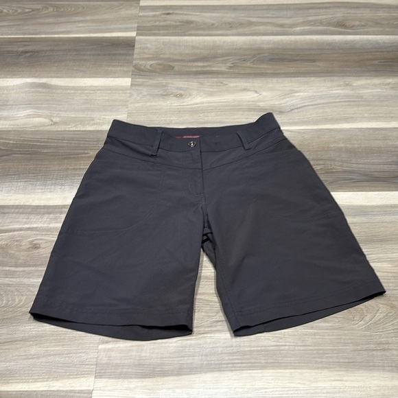 MEC athletic gray Bermuda shorts size 4 - Picture 2 of 6